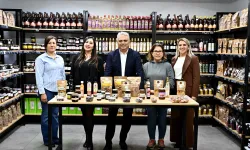 Antalya'da Yerli Malı Haftası'nda kadın emeğine destek