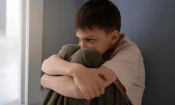 Bipolar bozukluk çocuk ve ergenlerde de görülüyor