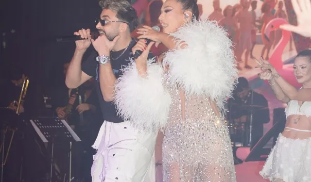 Demet Akalın'dan 'yerinde dur'amayan konser!