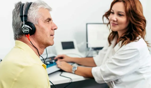 İzmit Belediyesi'nden ücretsiz işitme testi hizmeti